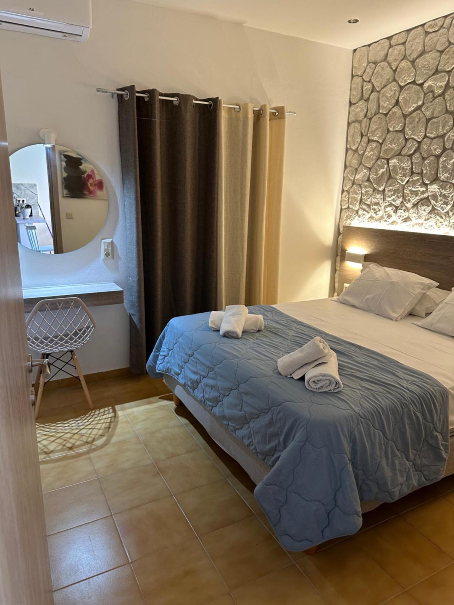 Vladimiros Apartments 바바티 외부 사진