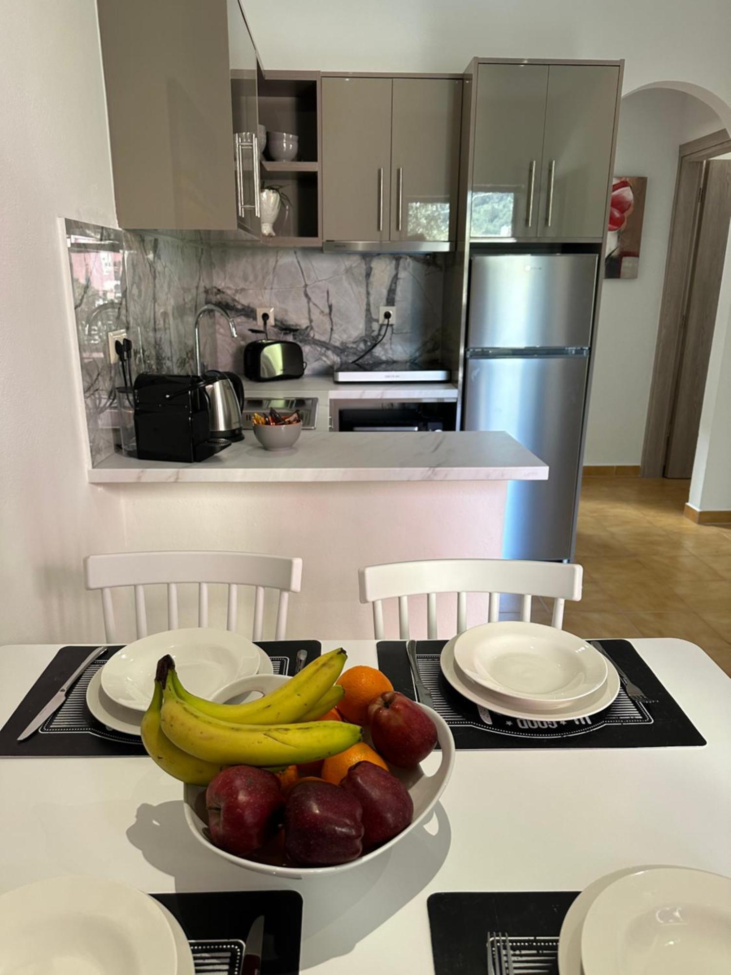 Vladimiros Apartments 바바티 외부 사진